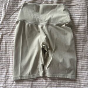 CSB Athletics women’s workout set. Includes shorts, leggings and sports bra set.